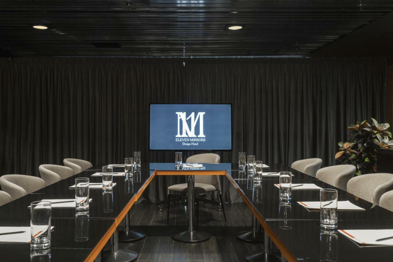 11 Mirrors Design Hotel Kiev Exterior foto